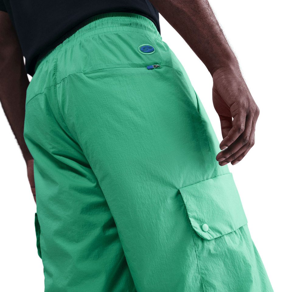 Nike PROJECT F.R.O.G CARGO PANTS - GREEN SHOCK