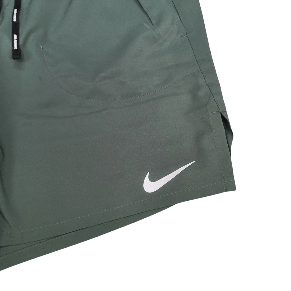 Nike Flex Stride Shorts Forest Green 7"