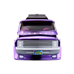 Hot Wheels Collectors RLC Exclusive '70 Dodge Tradesman Van