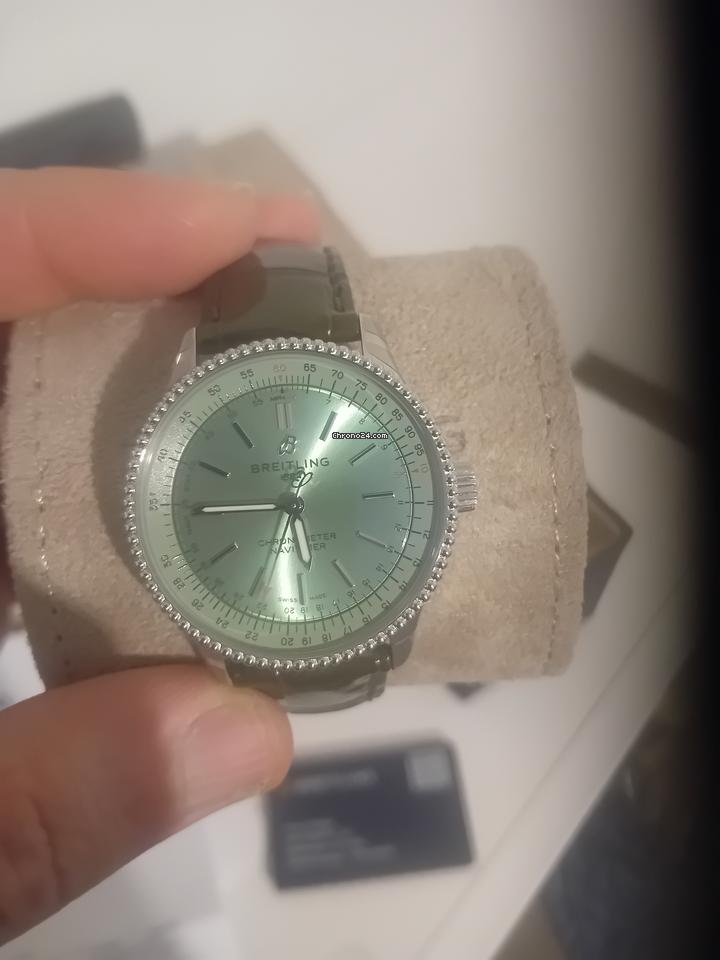 Breitling Navitimer