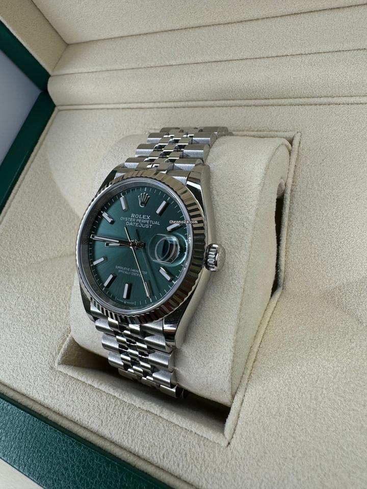 Rolex | Datejust | 126234 | Gold/Steel | 36 mm | Steel | Green | Automatic