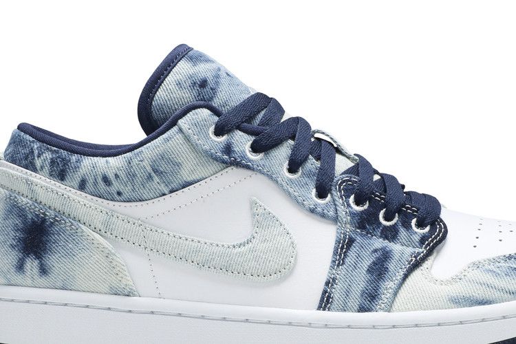 Air Jordan 1 Low SE Washed Denim
