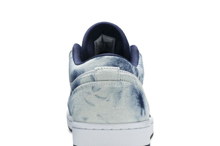 Air Jordan 1 Low SE Washed Denim