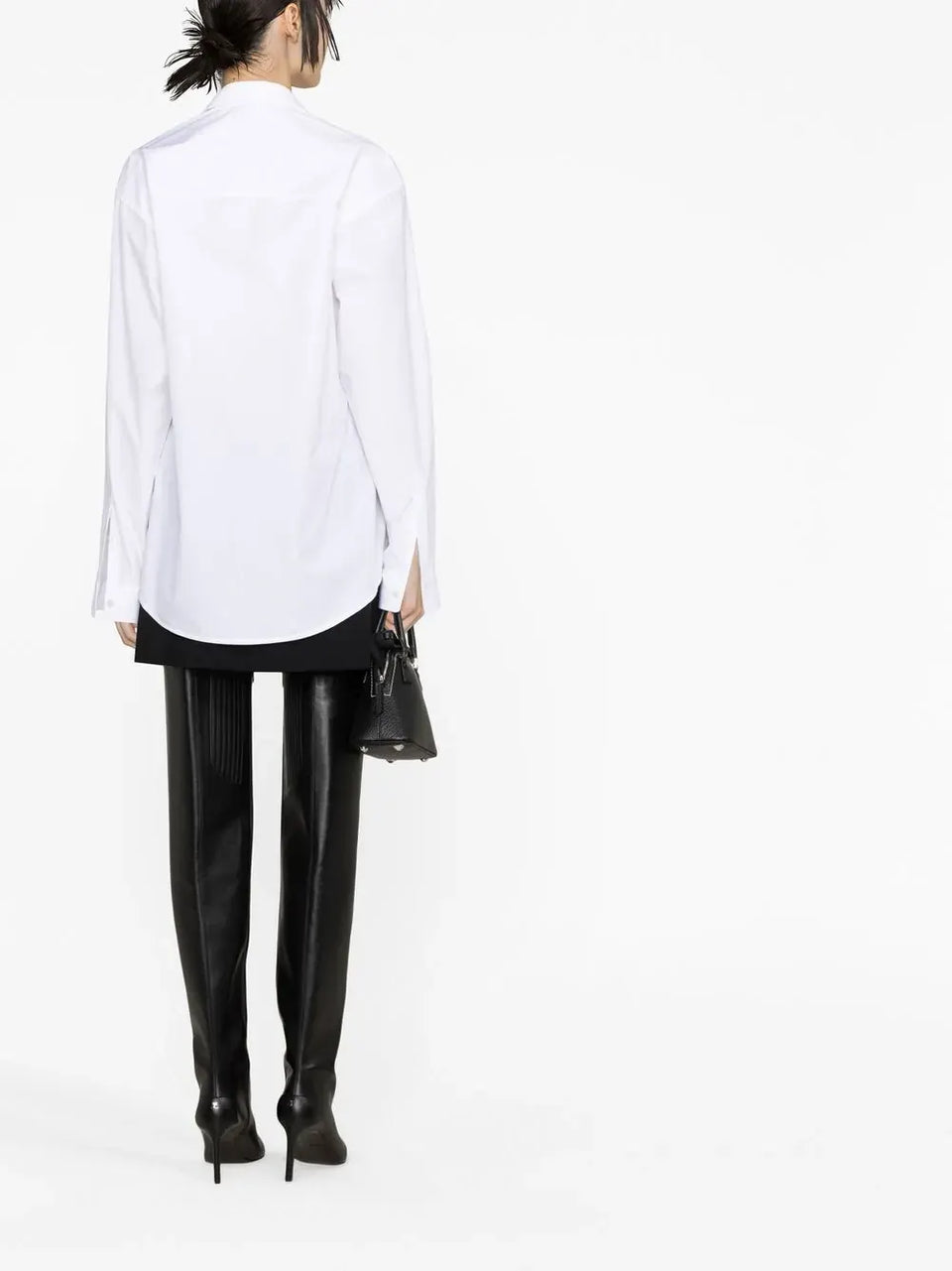 hourglass-shape long-sleeve shirt