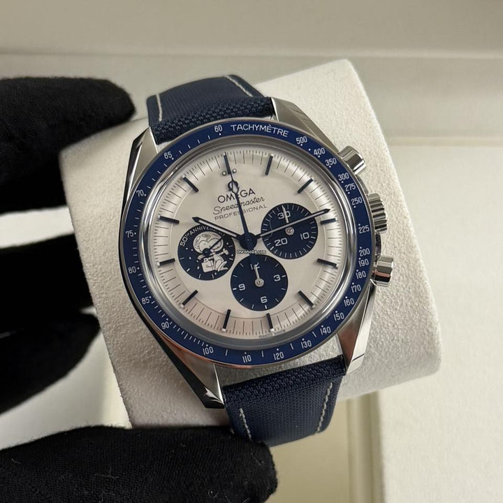 Omega2026 Speedmaster 'Silver Snoopy Award' Unworn Full Set 2026 Fresh Date - Brand New Unworn - Complete Full Set