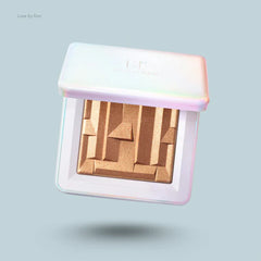 Haus Labs Bio-Radiant Gel-Powder Highlighter with Fermented Arnica
