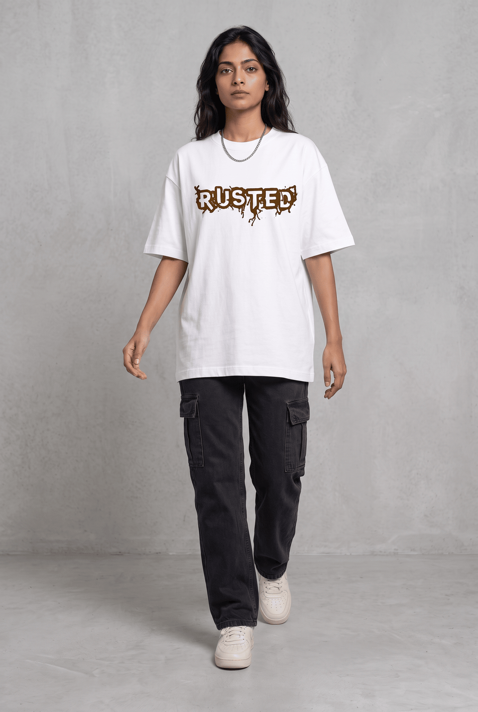 GRENADE WHITE WOMEN’S OVERSIZED T-SHIRT