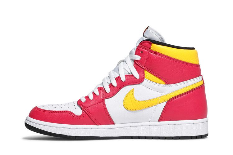 Air Jordan 1 Retro High OG Light Fusion Red