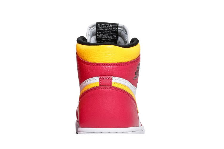 Air Jordan 1 Retro High OG Light Fusion Red