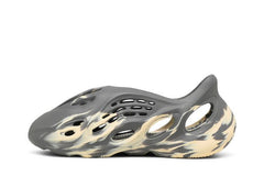 Yeezy Foam Runner Mxt Moon Grey