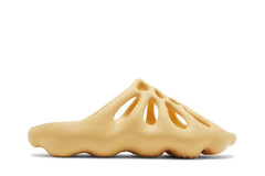 Yeezy 450 Slide Cream