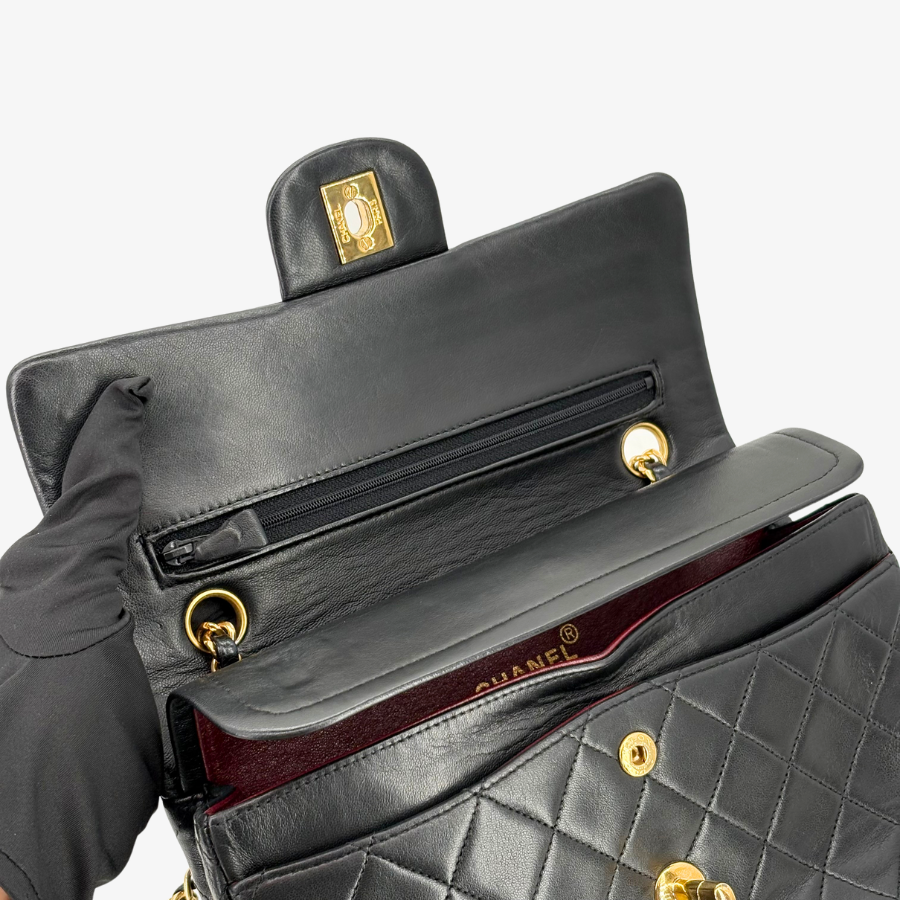 RG608 - CHANEL Vintage Black Lambskin 23cm Classic Flap Bag