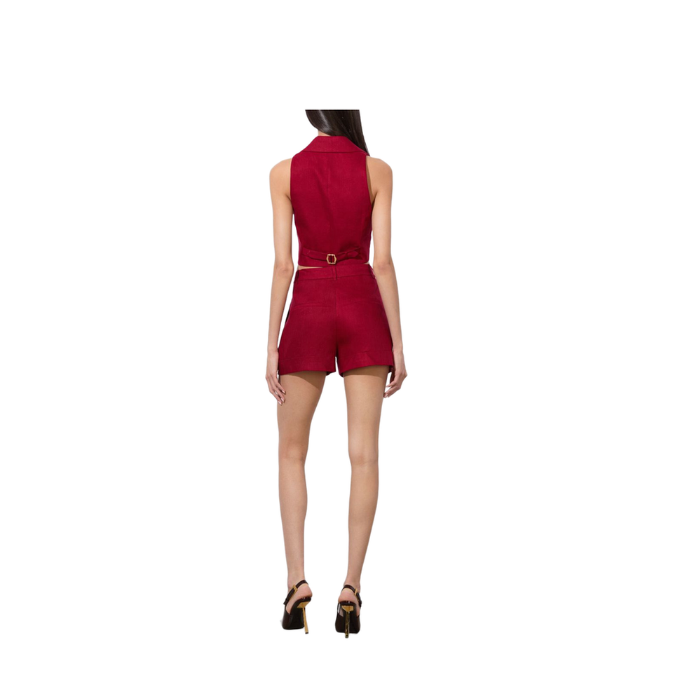 Conry Linen Cuffed Shorts In Dark Cherry