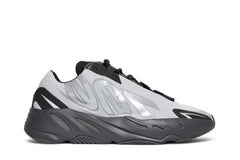 Yeezy Boost 700 Mnvn Metallic