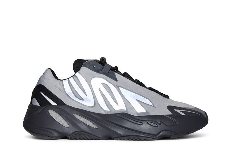 Yeezy Boost 700 Mnvn Metallic
