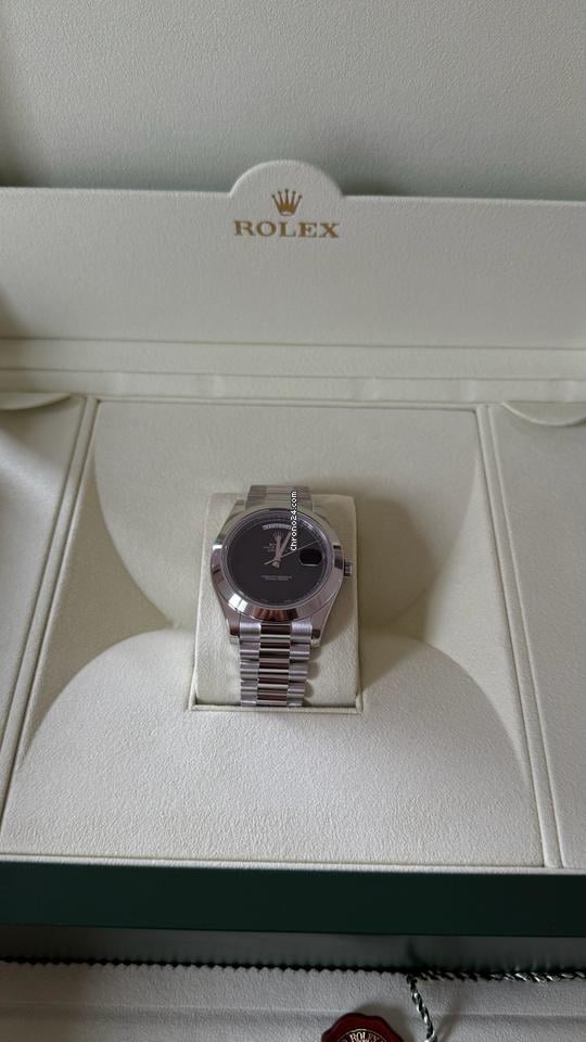 Rolex | Day-Date | 218206 | Platinum | 41 mm | Platinum | Black | Automatic