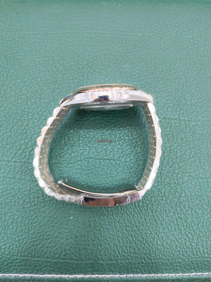 Rolex | Datejust | 126331 | Steel | 41 mm | Gold/Steel | Green | Automatic