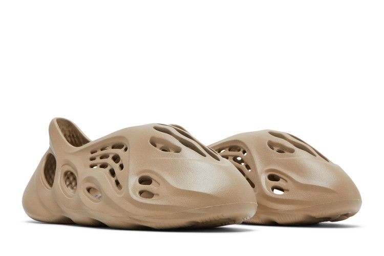 Yeezy Foam Runner Mist