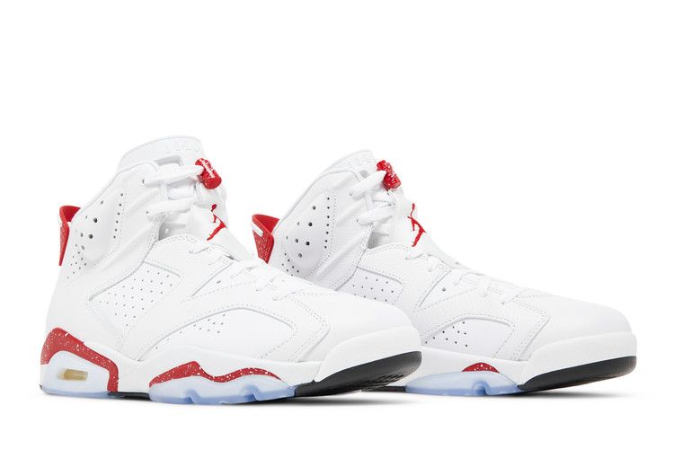 Air Jordan 6 Retro Red Oreo