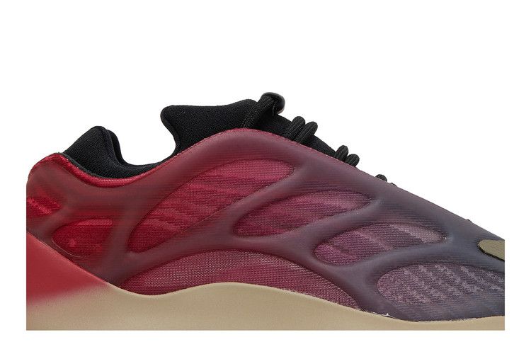 Yeezy 700 V3 Fade Carbon