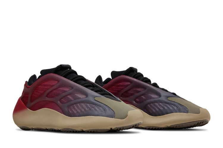 Yeezy 700 V3 Fade Carbon