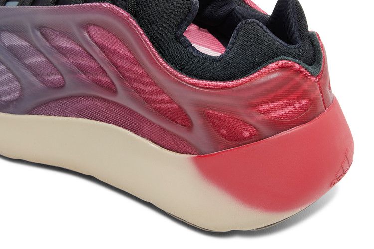 Yeezy 700 V3 Fade Carbon