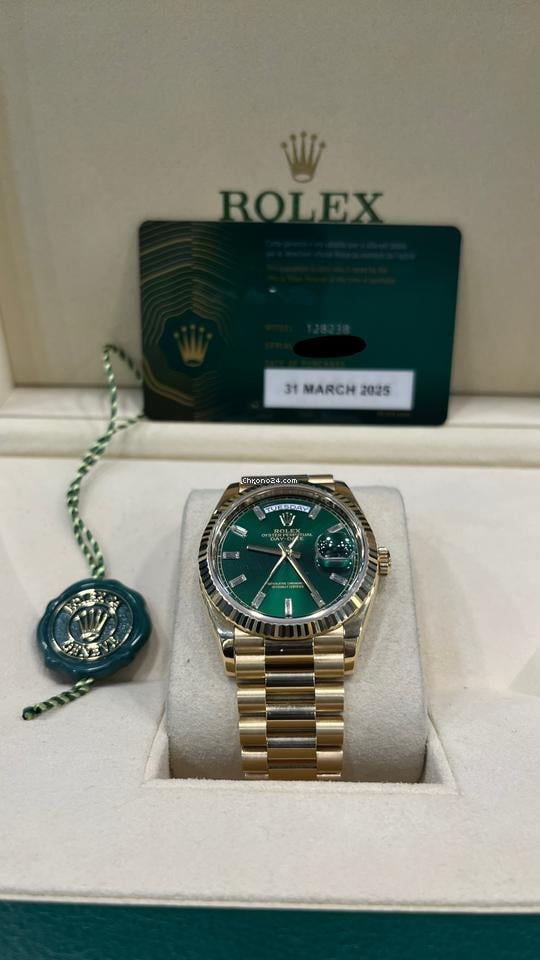 Rolex | Day-Date | 128238 | Yellow gold | 36 mm | Yellow gold | Champagne | Automatic
