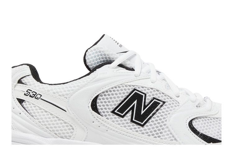 530 White Black