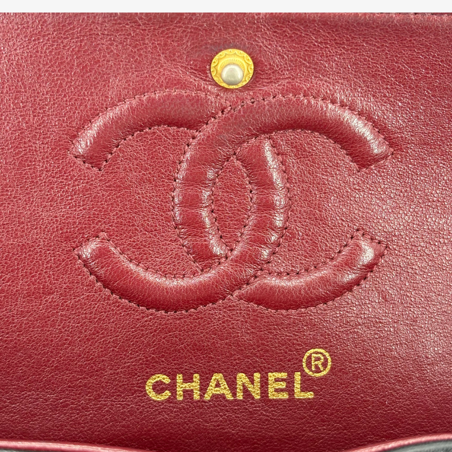 RG608 - CHANEL Vintage Black Lambskin 23cm Classic Flap Bag