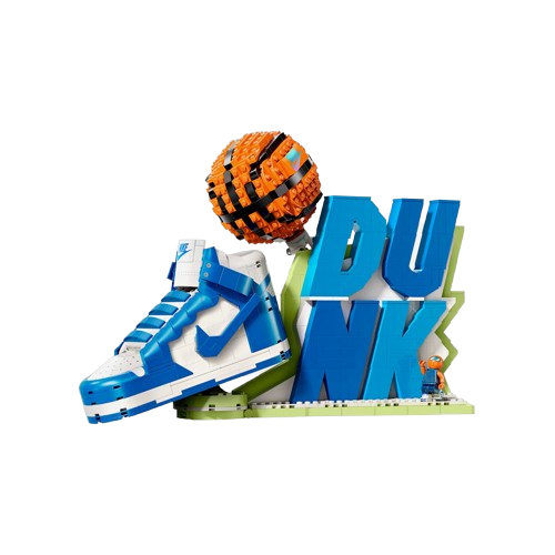 Nike Dunk x LEGO Set Sneaker-Building Kit with Exclusive Minifigure