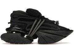Balmain Unicorn Low-Top Black