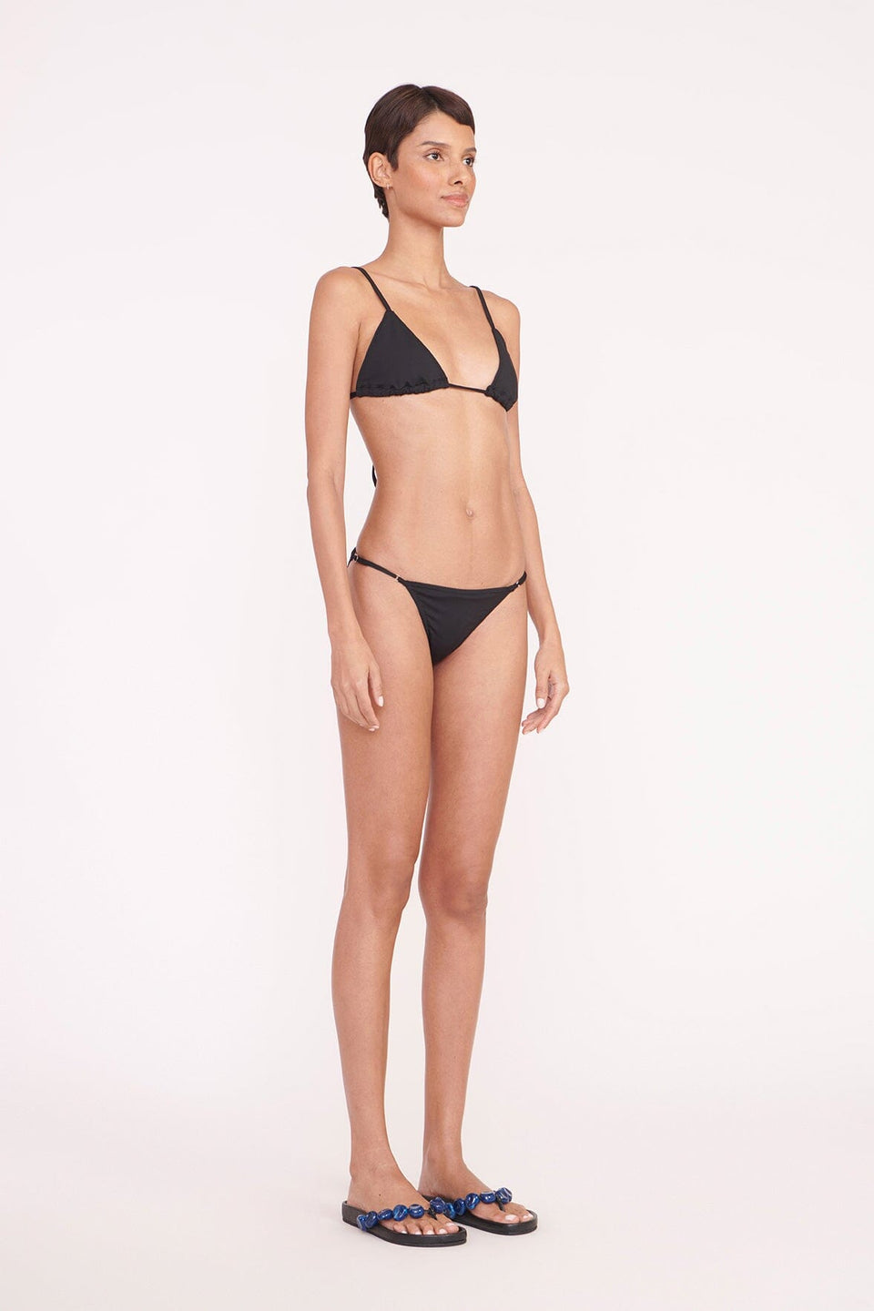 ALEXIS TRIANGLE TOP BLACK