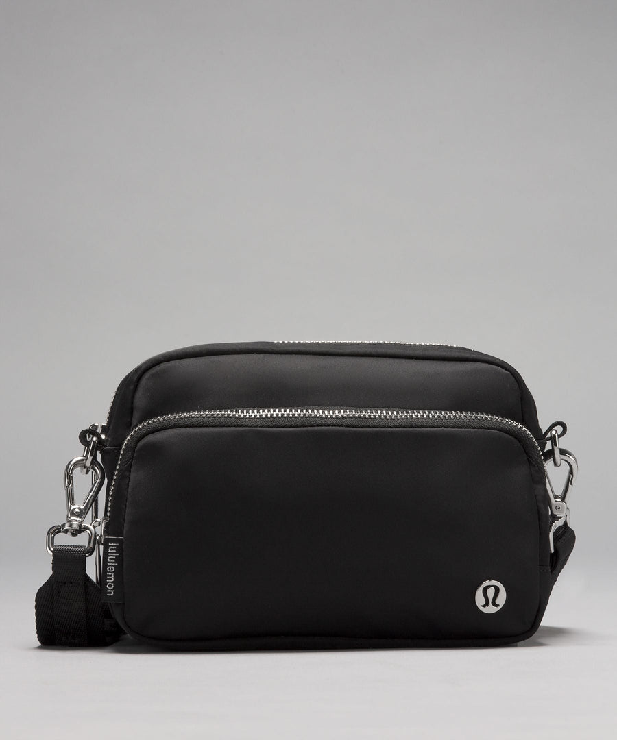 Lululemon Everywhere Crossbody Bag 2L *Metal Hardware