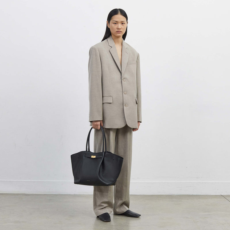 DeMellier The New York mocha small grain
