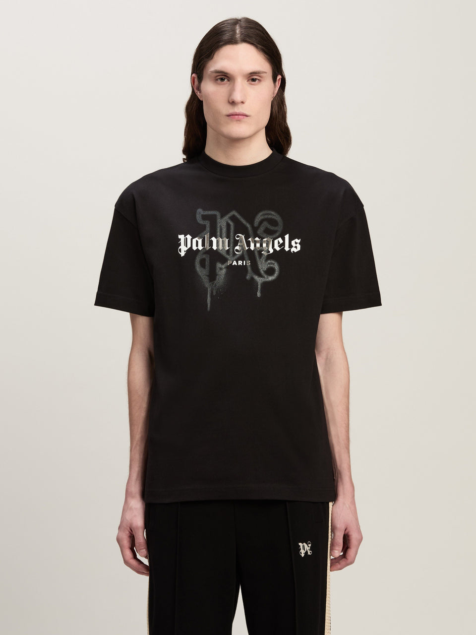 PARIS MONOGRAM SPRAY TEE BLACK