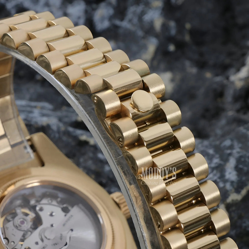 Seikojust Daydate Yellow Gold - White Arabic