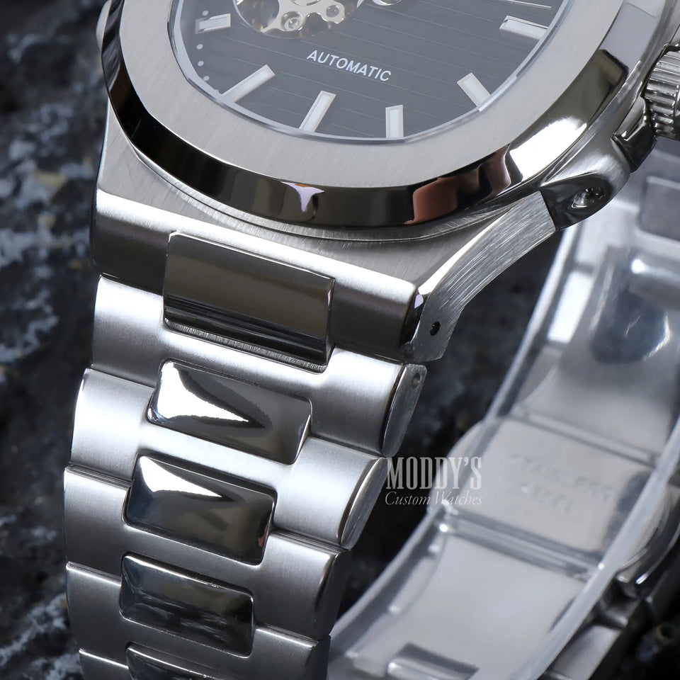 Nautiko Black Open Movement
