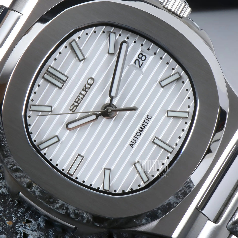 Nautiko White