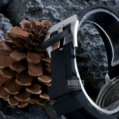 Paneiko Black Rubber