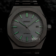 Royal Seikoak White