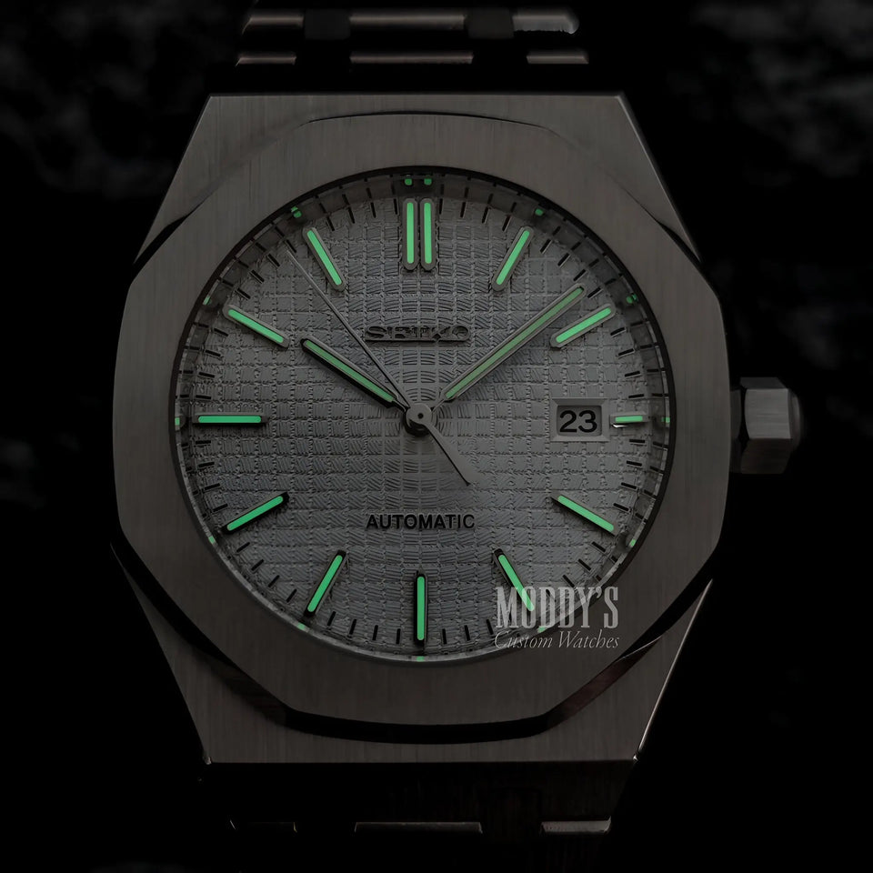 Royal Seikoak White