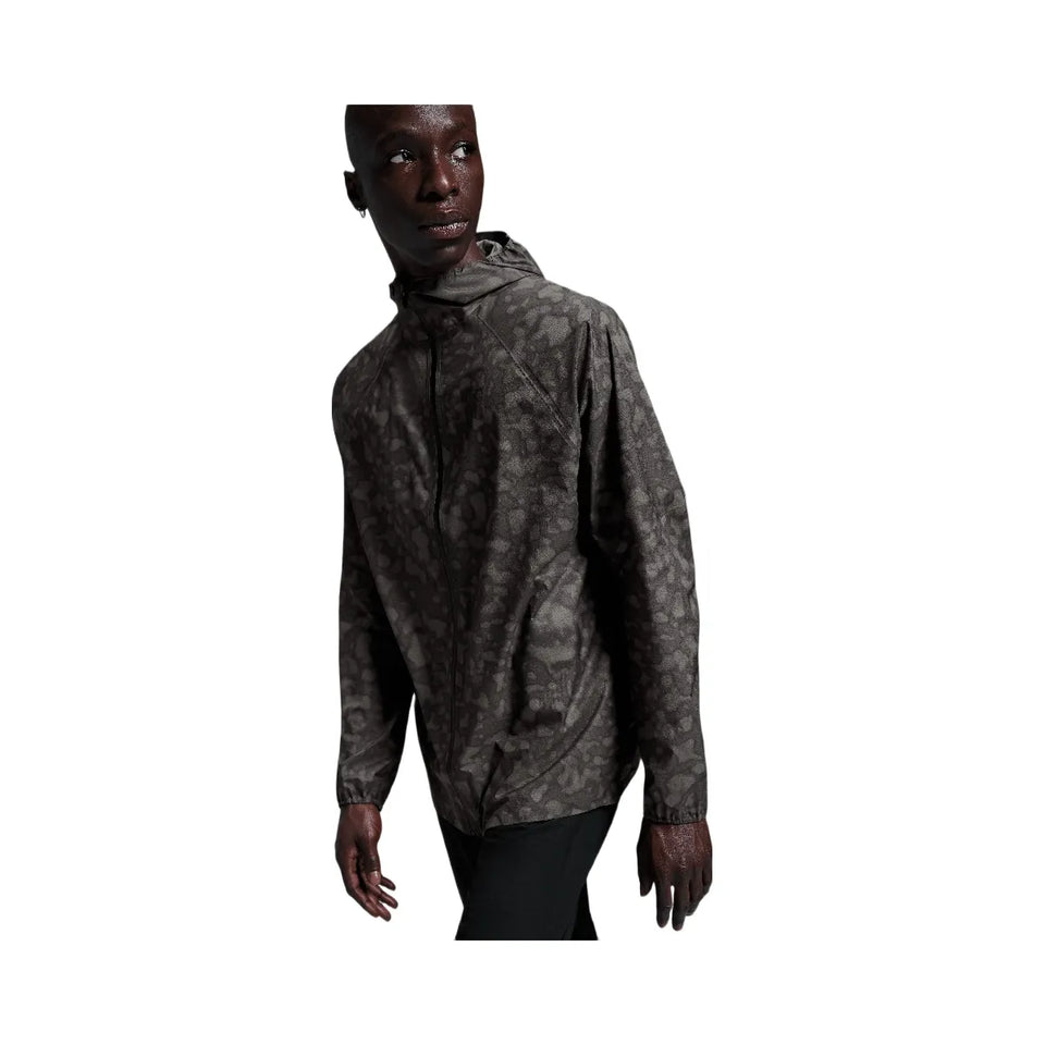 On Ultra Jacket Eclipse
