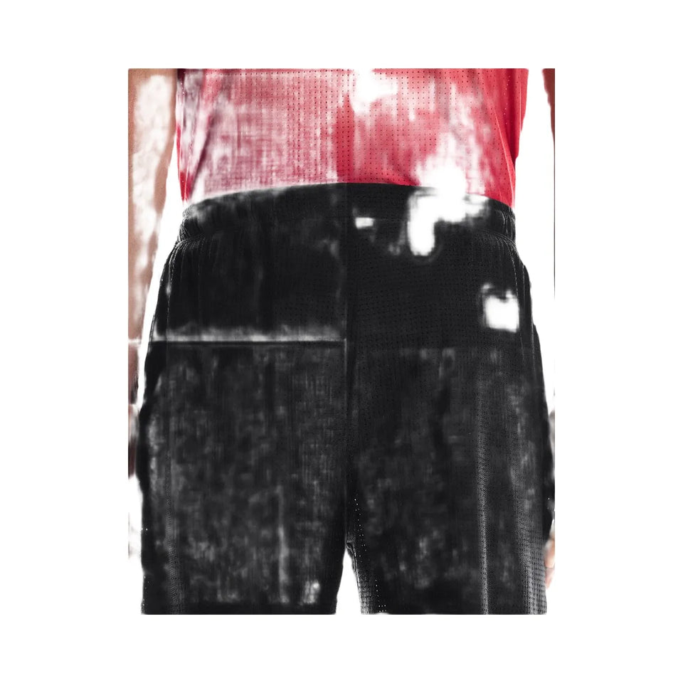 On Pace Mesh Shorts Black