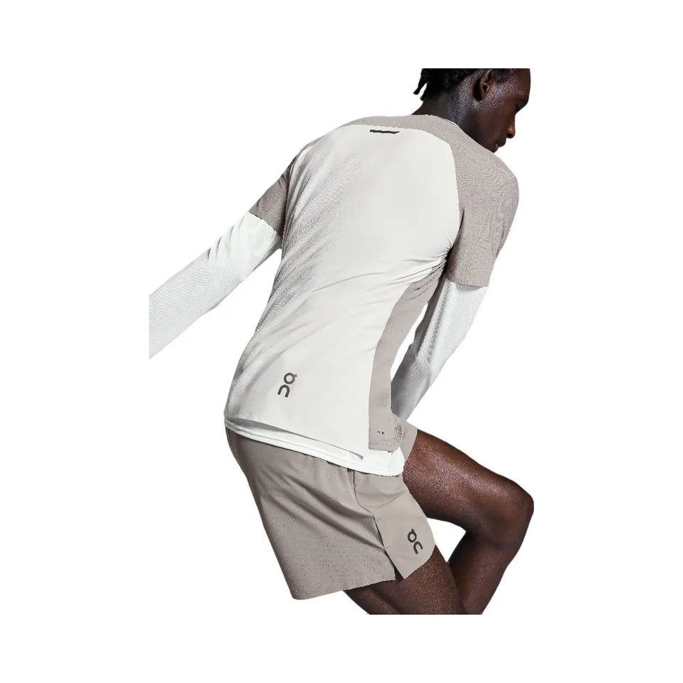 On 5" Performance Shorts Cinder