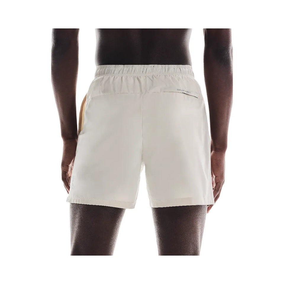 On 5" Core Shorts Sand