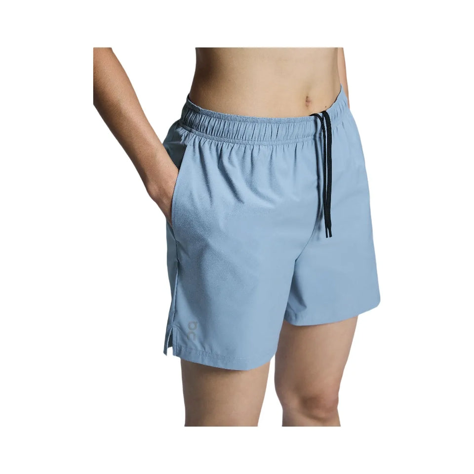 On 5" Core Shorts Chambray