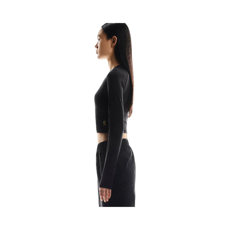 On Studio Long-T Crop Black