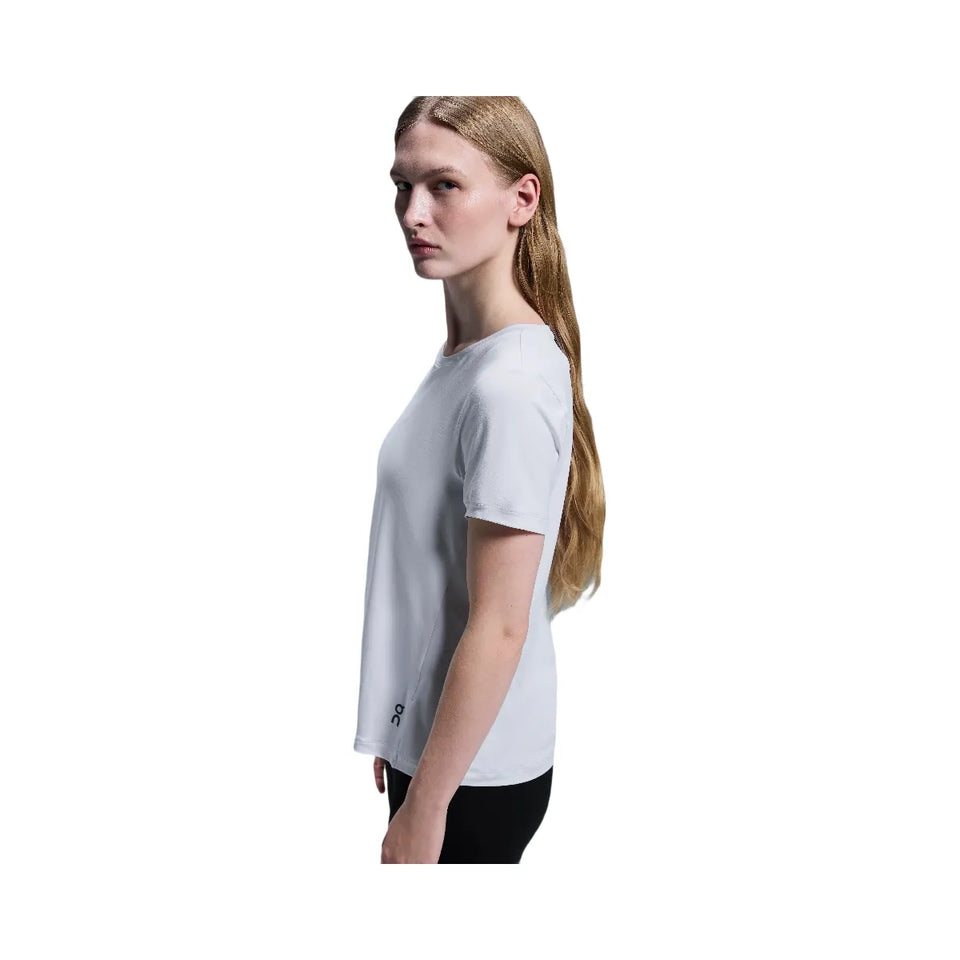 On Movement-T White