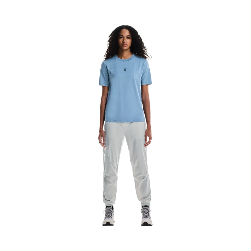 On Trek-T Chambray