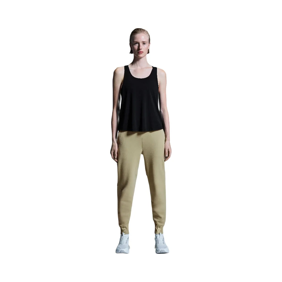 On Focus Tank Black